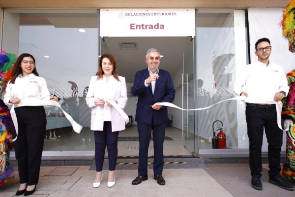 Servicios con calidad y eficiencia, prioridad de la Secretaría de Relaciones Exteriores: canciller De la Fuente
