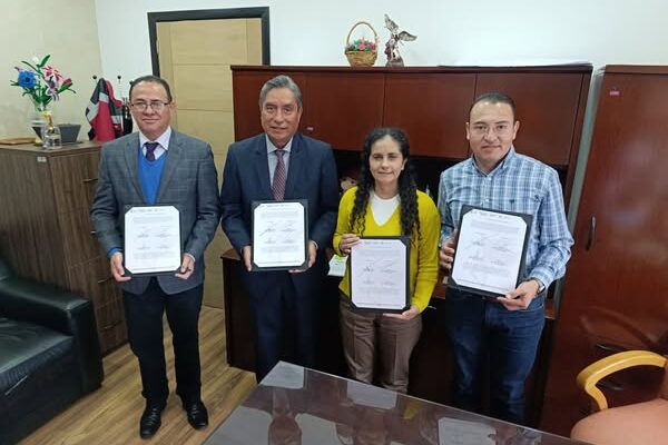 Firman convenio para brindar asesoría jurídica en Otzolotepec