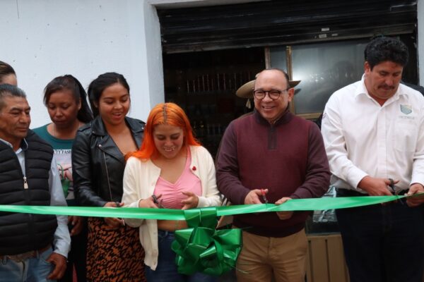 INAUGURAN TRES NUEVAS “TIENDAS DEL BIENESTAR” EN ZINACANTEPEC