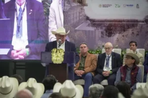 Ganaderos unen fuerzas contra el gusano barrenador