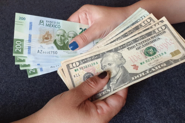 México rechaza impuesto del 5% a remesas