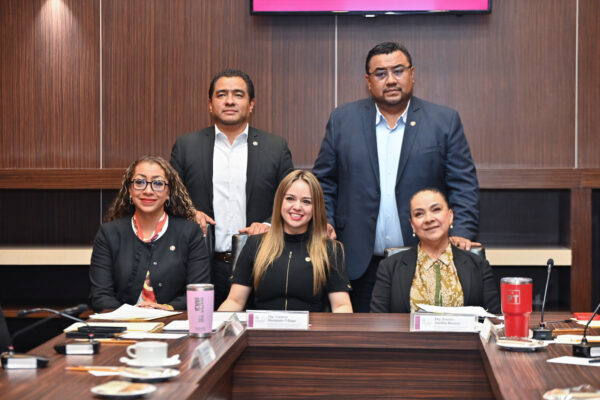 Avanza ‘Ley silla’ en beneficio de personas servidoras públicas