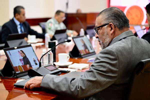 Horacio Duarte destaca en Mesa de Seguridad reducción del 20% en robo a negocios