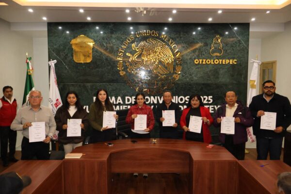 Firman convenio laboral 2025 en Otzolotepec