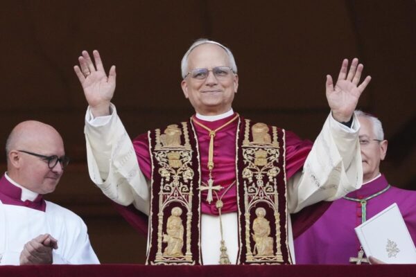 Papa León XIV hace un llamado a la unidad mundial y la tolerancia desde el Vaticano
