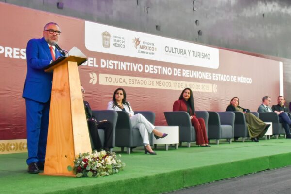 Horacio Duarte impulsa turismo de reuniones en Edoméx