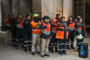 Tlalpan honra a las víctimas de los sismos con bandera a media asta