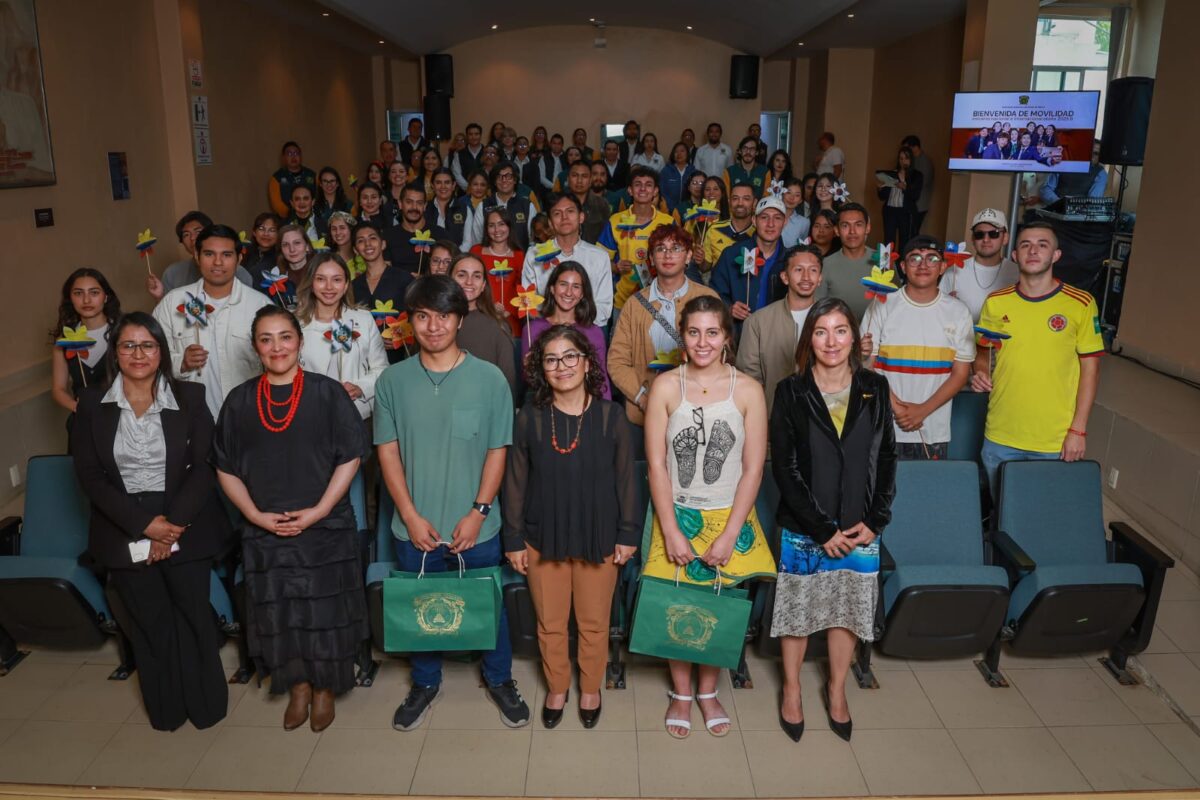 Rectora Zarza Delgado da bienvenida a UAEMéx a estudiantes de movilidad de 10 países