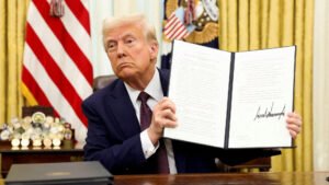 Trump fondos escuelas trans