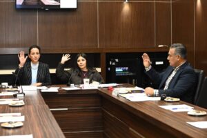 16b700ca4-20ad-47cb-8226-c0a0c90b849c