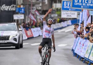 Isaac del Toro brilla en el Gran Piemonte