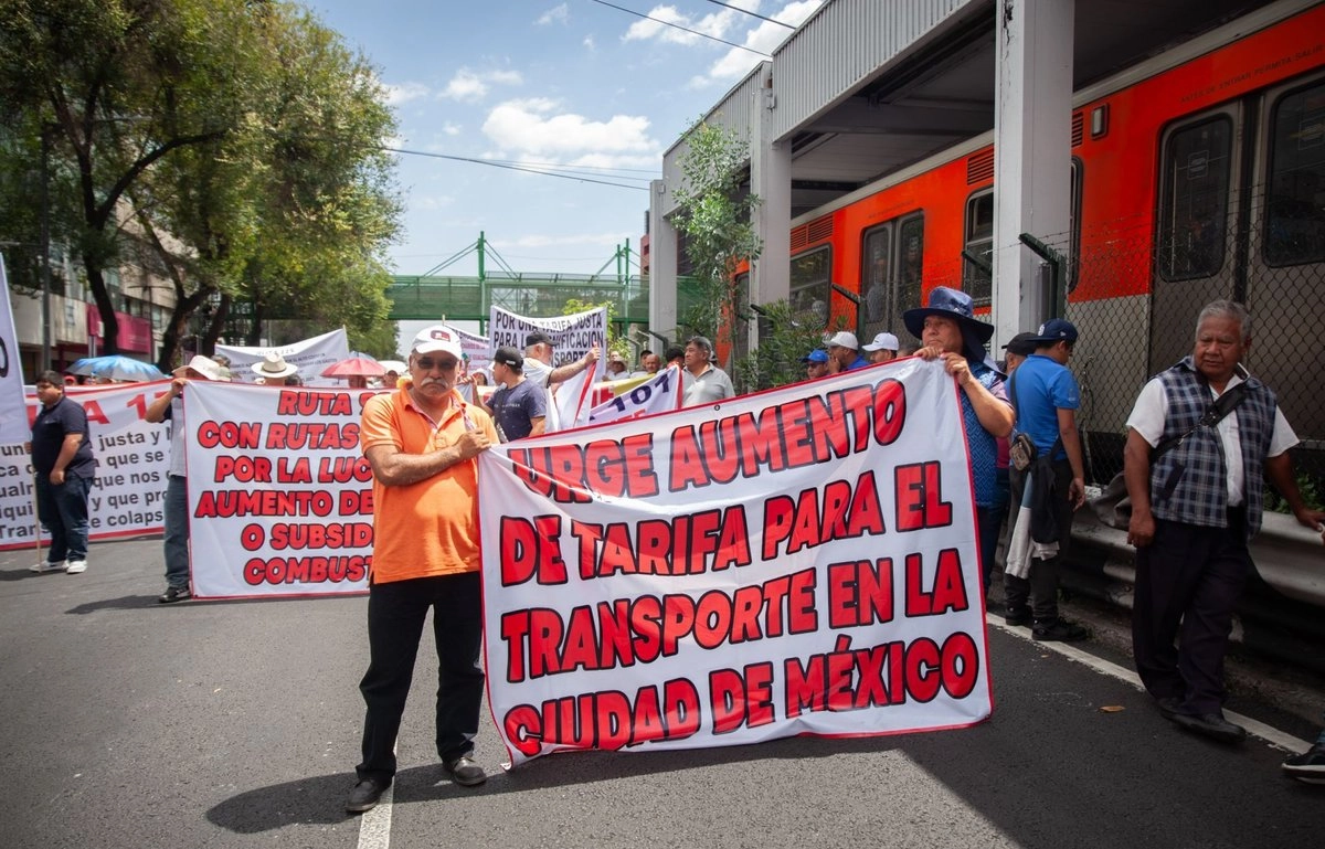 La Fuerza Amplia de Transportistas anuncia transportistas bloqueos cdmx tarifa el 29 de octubre. Exigen homologación y cumplimiento de acuerdos en las principales entradas y avenidas de la capital.