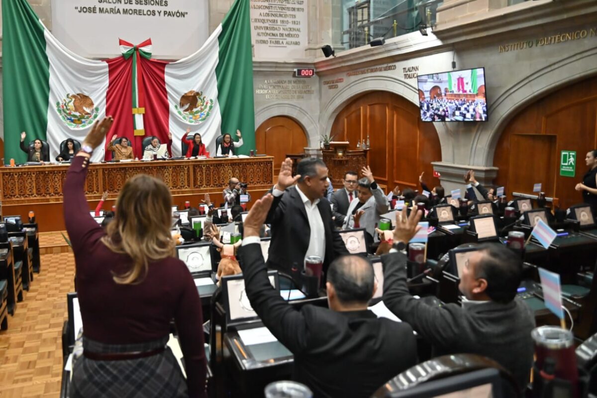 1e63ec4bf-ffdd-4a4e-9764-defc7e5e4ed1