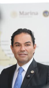 ENRIQUE VARGAS-SENADOR (2)