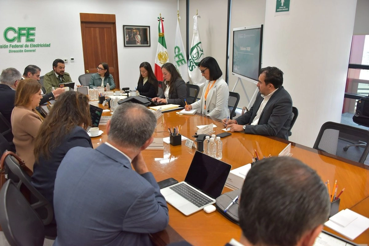 imss-y-cfe-buscan-reforzar-colaboracion-para-beneficiar-el-servicio-medico_ec14cc8b-8a0a-4a6e-97a0-939ef7b8a23e_medialjnimgndimage=fullsize