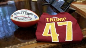 Trump estadio Commanders nombre