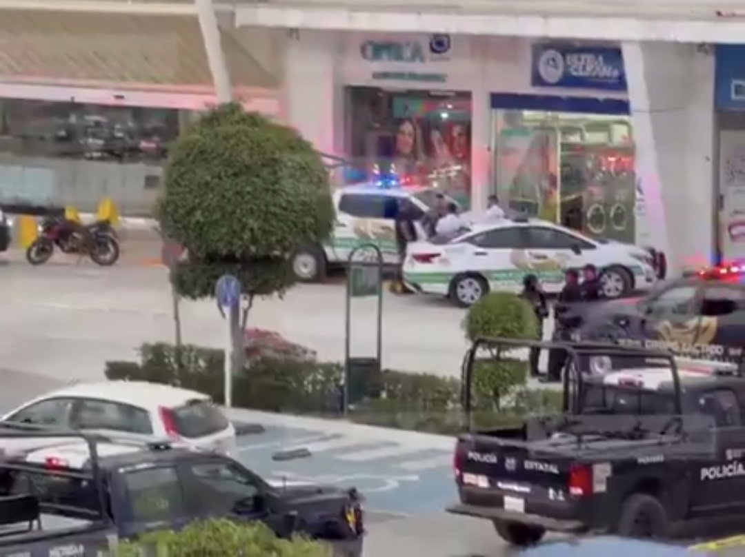Ataque Plaza Arkana Izcalli