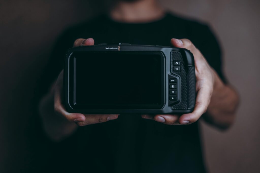 pexels-jibarofoto-2942353