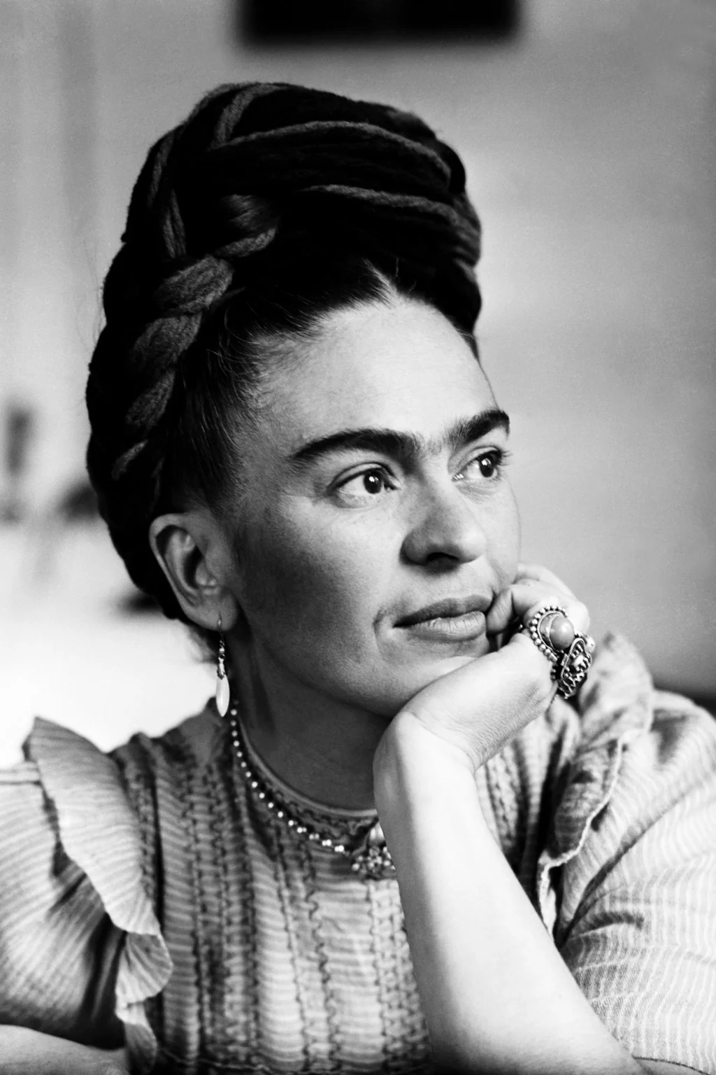 retrato-de-la-pintora-frida-kahlo