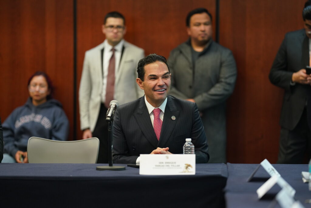 Enrique Vargas Senador (2)