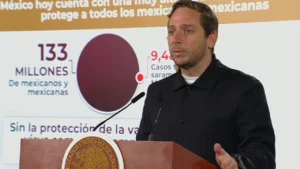 Saneamiento financiero: El Gobierno reduce deuda con farmacéuticas a 5,000 mdp