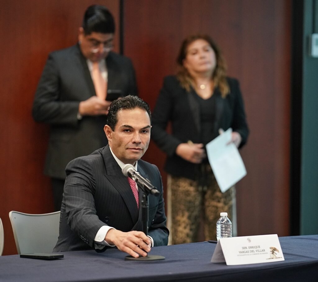 ENRIQUE VARGAS SENADOR (1) (1)