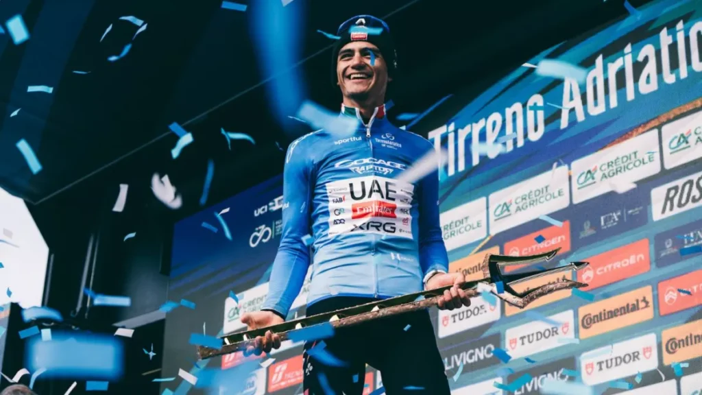 Isaac del Toro campeón Tirreno-Adriático