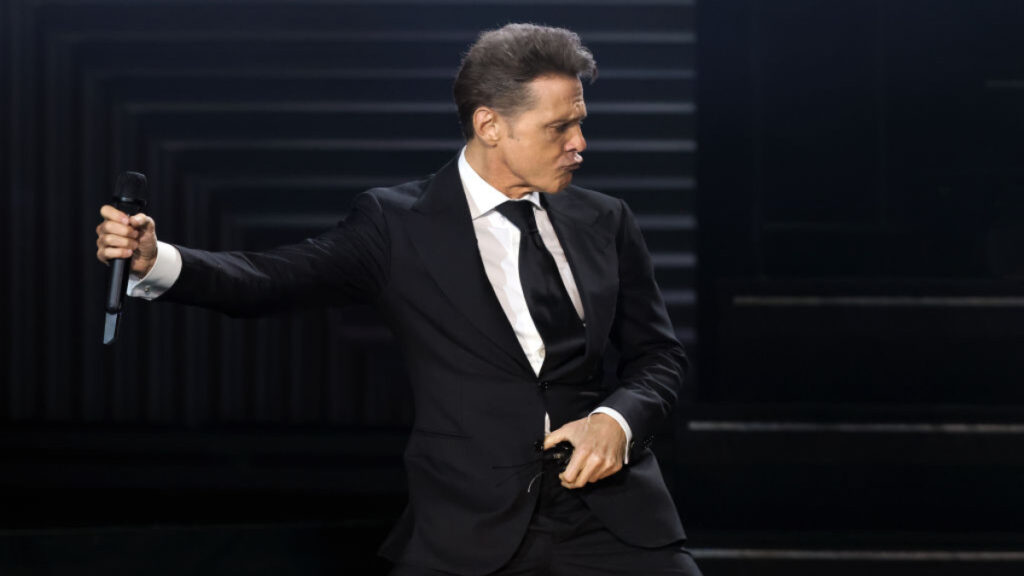 Luis-Miguel-2