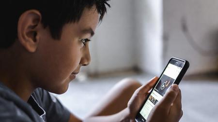 México analiza nuevas reglas para proteger a menores en redes sociales