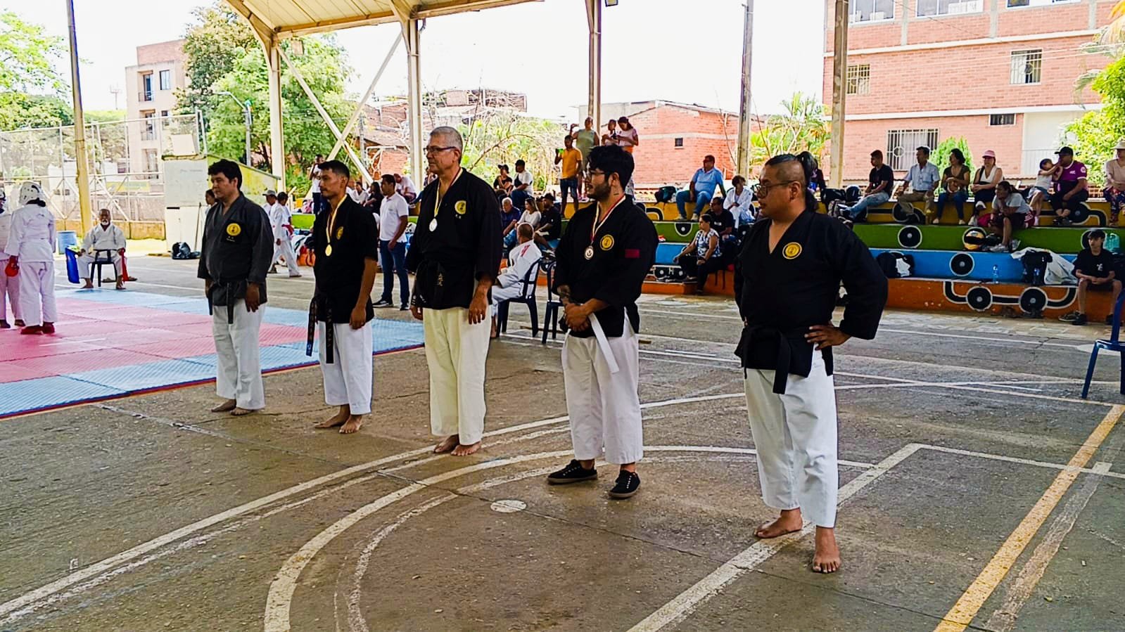 Toluqueños delegación Mexicana Kobudo