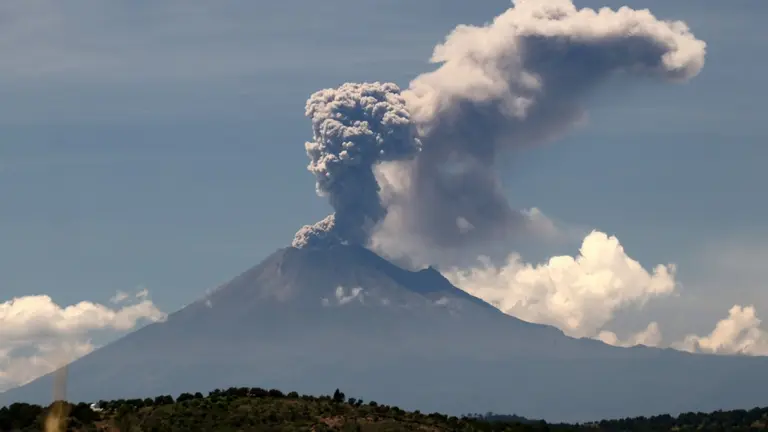 cae ceniza Popocatépetl casa