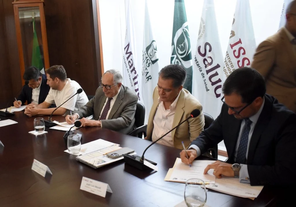 vacunas covid-19 México 2027