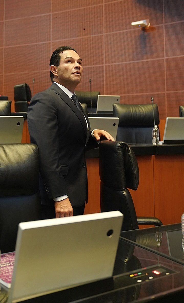 Enrique Vargas- Senador (5)