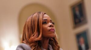 Renuncia a su banca en el Congreso la representante demócrata de Florida Sheila Cherfilus-McCormick