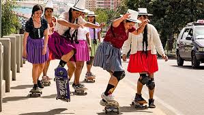 Cholitas skaters Bolivia