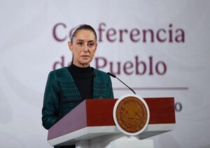 postura México agentes CIA