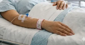 suman-cuatro-muertes-por-suero-vitaminado-en-hermosillo-autoridades-aseguran-clinica_ea4e373a-6ef3-488c-b131-cb0d7f7489e7_medialjnredespreviewcrop
