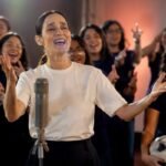 Gobierno de México presenta nueva versión de “La niña futbolista” con Julieta Venegas para el Mundial 2026