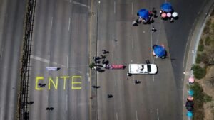 Megabloqueo CNTE 25 mayo