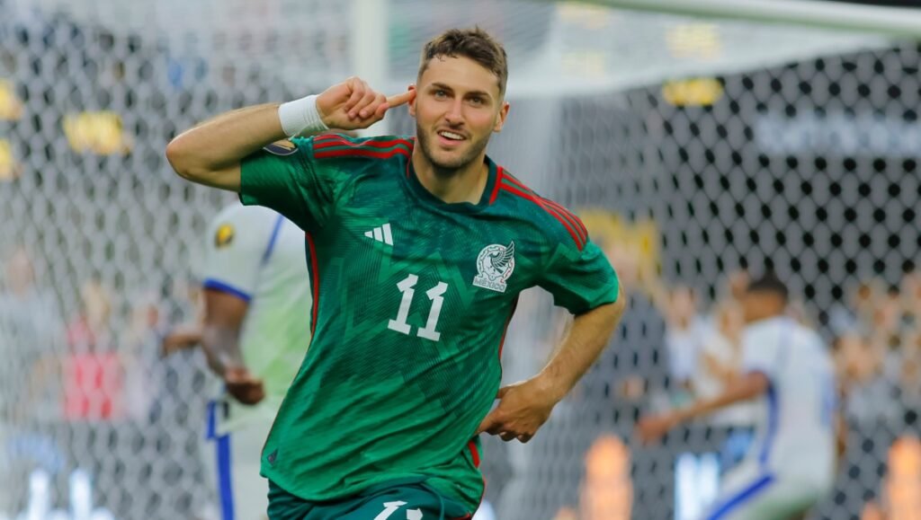 Santiago Giménez