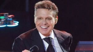 Luis Miguel hospitalizado