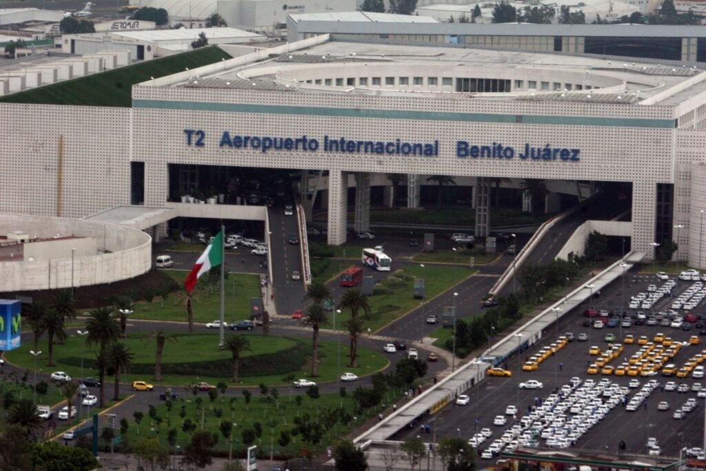 Aeropuertos federales plataformas