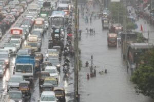 Bombay alerta máxima monzón
