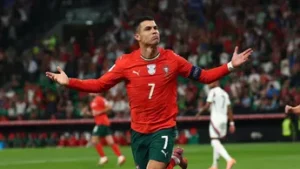 CR7