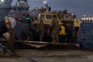 Estados Unidos militariza Guaira