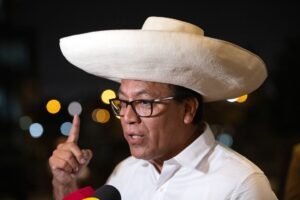 Elecciones Perú Sánchez marcha