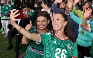 Sheinbaum-decide-acudir-Fan-Fest-del-Zocalo-acude-Deportivo-Los-Galeana-11062026
