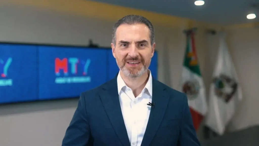 adrian-de-la-garza-logra-calificacion-triple-a-para-finanzas-de-monterrey-6593cf88-focus-0.1-0.37-1479-828