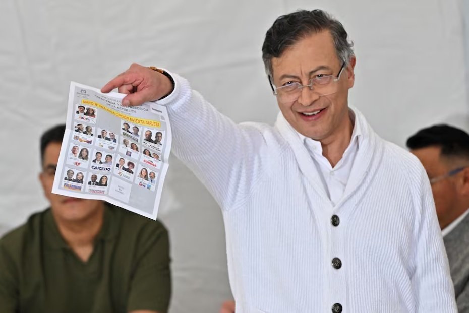 cuestionan resultados elecciones Colombia