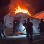 VIDEO: Captan momento exacto del desplome e incendio de avión Cessna en Laredo, Texas